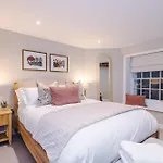 Cathedral - Perfect For Large Families Holiday home