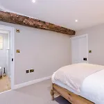 Cathedral - Perfect For Large Families *